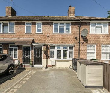 3 bedroom terraced house to rent - Photo 4