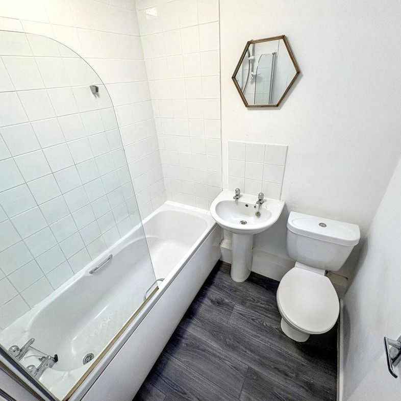 Fulthorpe Avenue, Darlington, Darlington, Durham, DL3 9XT - Photo 1