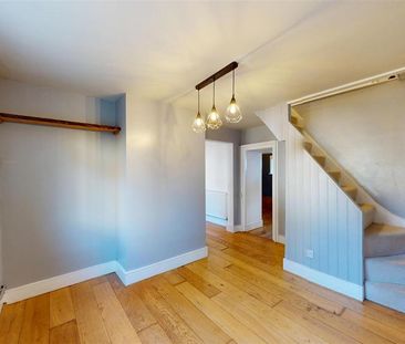 2 bedroom cottage to rent - Photo 2