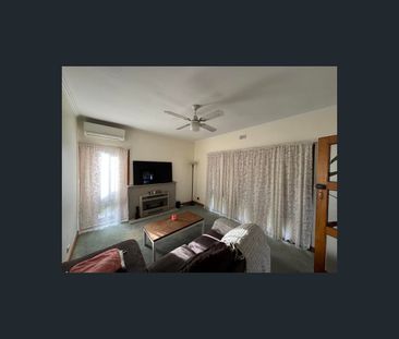 109 GORDON STREET, Traralgon, Vic 3844 - Photo 2