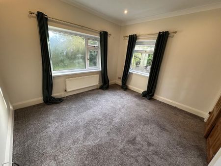 4 bedroom detached house to rent - Photo 4