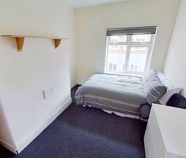 6 bedroom maisonette to rent - Photo 3