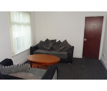 5 bedroom terraced house to rent - Photo 1