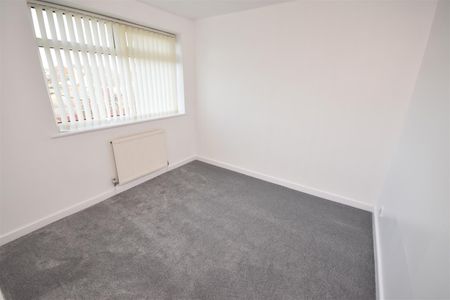 Kingfisher Way, Saughall Massie - Photo 5