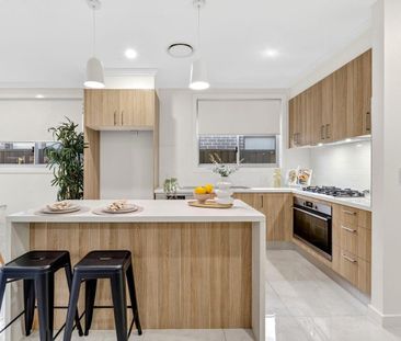 Gregory Hills - Photo 1