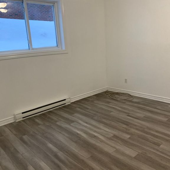 Appartement 2 Chambres à 5 Mins D’Ottawa - Photo 1