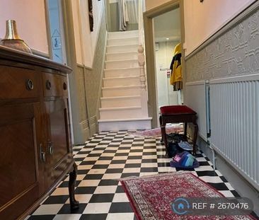 1 bedroom in a house share to rent - Photo 5