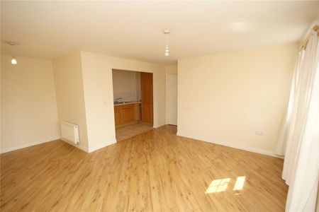 Shetland Court, Bressay Drive, Mill Hill - Photo 2