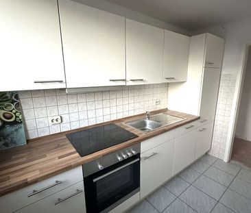 Helle und Schöne 2-Raumwohnung in ruhiger Lage mit Einbauküche - Photo 1