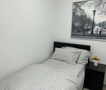 For Lease - 36 Elm Drive Unit# 3607, Mississauga, Ontario - Photo 2