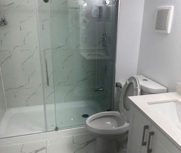 For Lease - 30 Cox Crescent, Brampton, Ontario - Photo 2