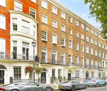 Montagu Square, Marylebone, London, W1H - Photo 1