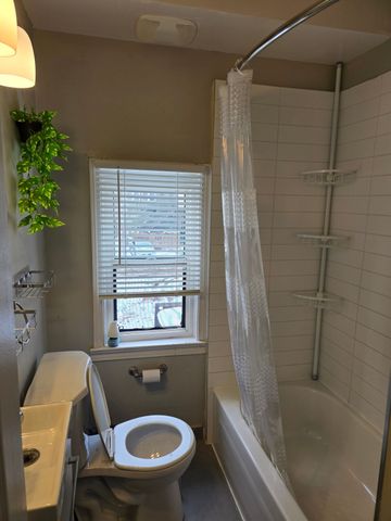 For Lease - 70 Victoria Avenue Unit# 202, Hamilton, Ontario - Photo 5