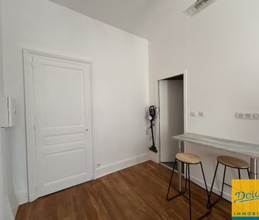 Studio entièrement rénové à proximité immédiate de la Faculté de Dr... - Photo 3