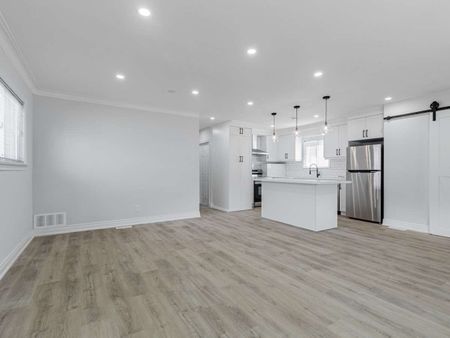 For Lease - 139 Flora Drive Unit# Main, Toronto, Ontario - Photo 3