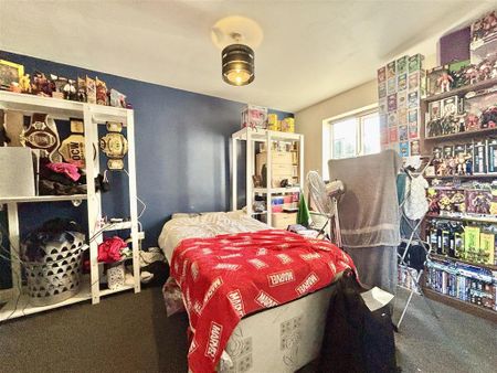 3 bedroom semi-detached house to rent - Photo 5