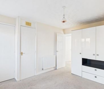 2 bedroom semi-detached house to rent - Photo 5