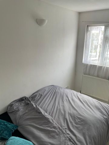 Room in a Shared House, Tybenham Road, SW19 - Photo 3