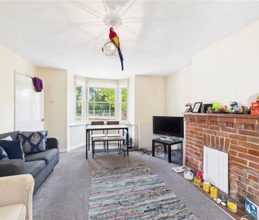 2 bedroom end of terrace house to rent - Photo 4