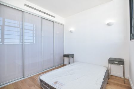 Western Avenue, Greenford, UB6 flat to rent - Photo 3