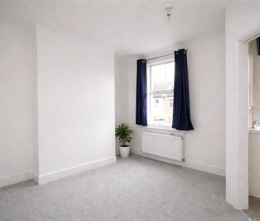 Crowther Road, London, SE25 5QS - Photo 4