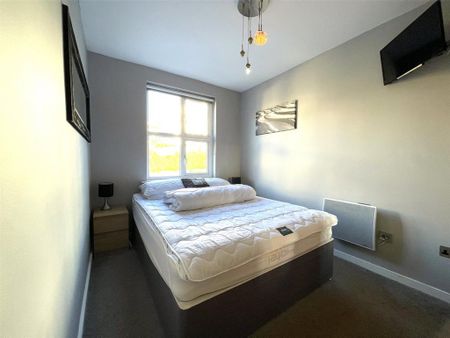 2 bedroom apartment to rent - Photo 3