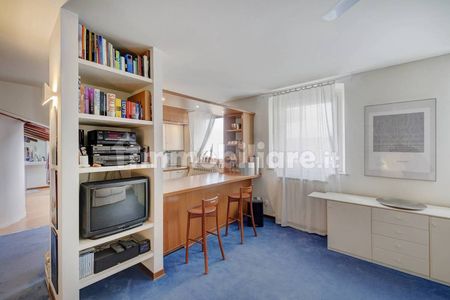 Bilocale via Principe Di Montfort 4, Città Vecchia, Trieste - Photo 2