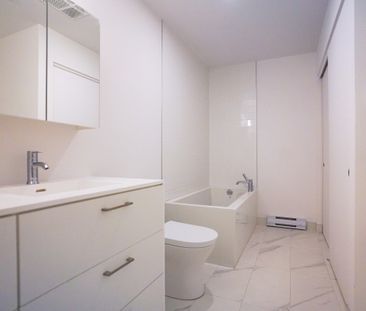 3155 Avenue Parkville, #322 - Photo 4