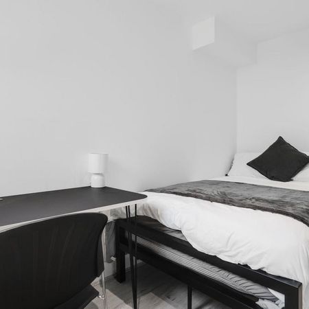 6 bedroom house to rent - Photo 3