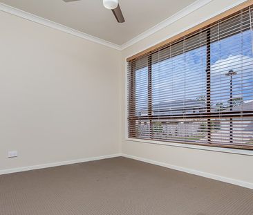 41 Borbidge Street, North Lakes QLD 4509 - House For Rent | Domain - Photo 2