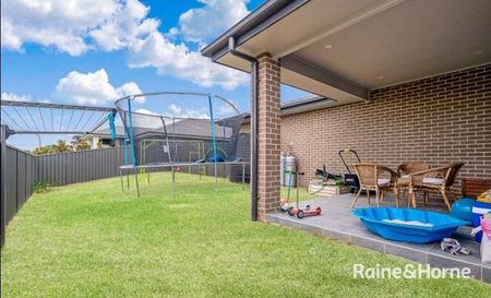 Modern Family Home in a sought-after Box Hill Location - Photo 2