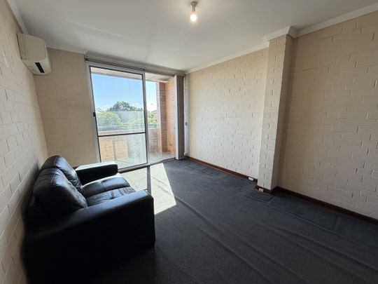 Low Maintenance Apartment in Amazing Location - Photo 1