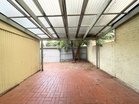 1 Yambla Street, Clifton Hill VIC 3068 - Photo 2