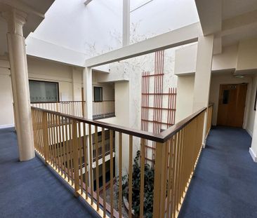 2 bedroom maisonette to rent - Photo 3