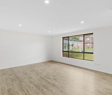 22 Damian Crescent - Photo 1