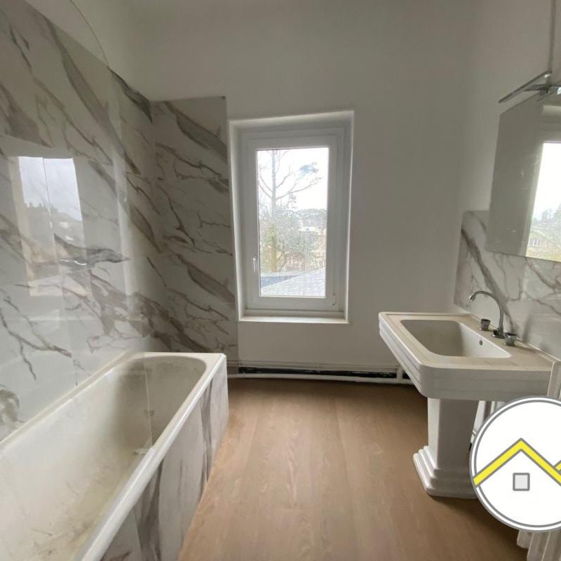 Location Appartement 4 pièces 113m² CHATEAUBRIANT 44110 - Photo 1