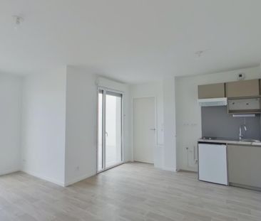 Location Appartement 1 pièce 29m² TOURS 37000 - Photo 2