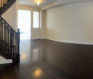 For Lease - 135 Lindbergh Drive, Vaughan, Ontario - Photo 3