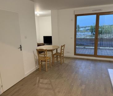 location Appartement T1 DE 33.32m² À SAINT CYR L'ECOLE - Photo 5