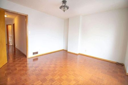 For Lease - 140 Essex Street Unit# 2nd Fl, Toronto, Ontario - Photo 4