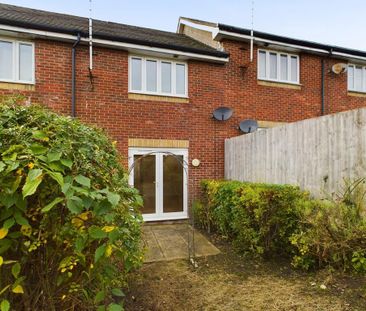 2 bedroom terraced house to rent - Photo 2