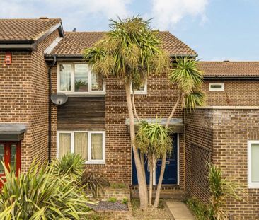 Briar Close - Photo 2