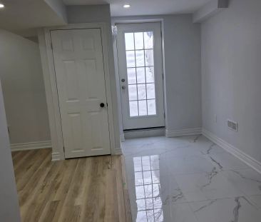 128 Sophia Road #Bsmt - Photo 2