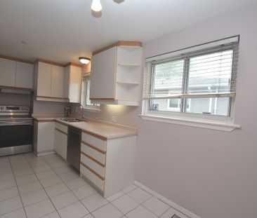 For Lease - 331 Woodsworth Road Unit# Main, Toronto, Ontario - Photo 1