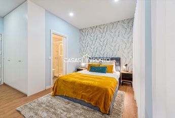 Apartamento Charme - Exclusividade e Conforto Junto ao Metro dos Combatentes
