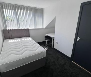 4 bedroom house share to rent - Photo 1