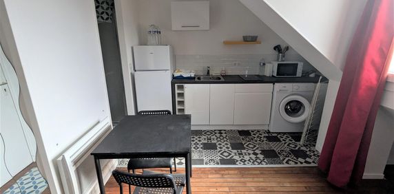 location Appartement T1 DE 16m² À THOIRY - Photo 2
