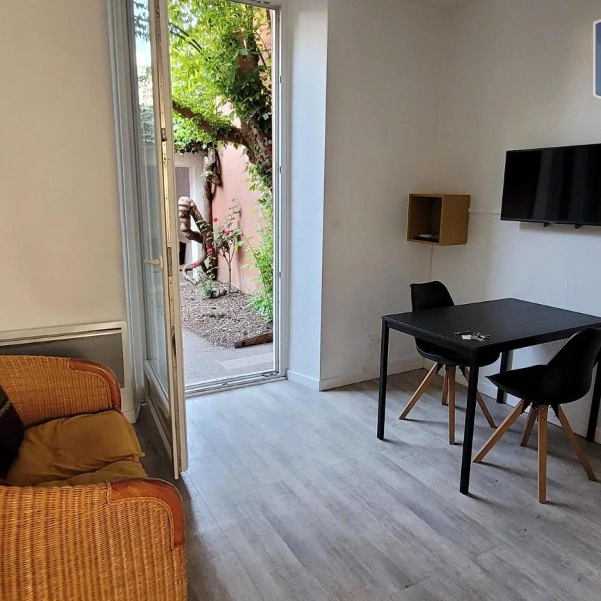 Appartement à louer 2 pièces 26m² - Photo 1