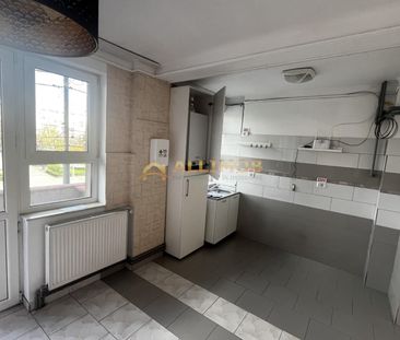 Apartament 3 camere nemobilat, in Ploiesti, zona ultracentrala - Photo 5