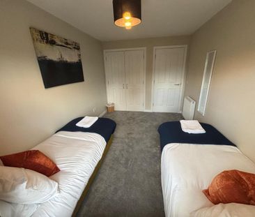 2 bedroom flat to rent - Photo 5